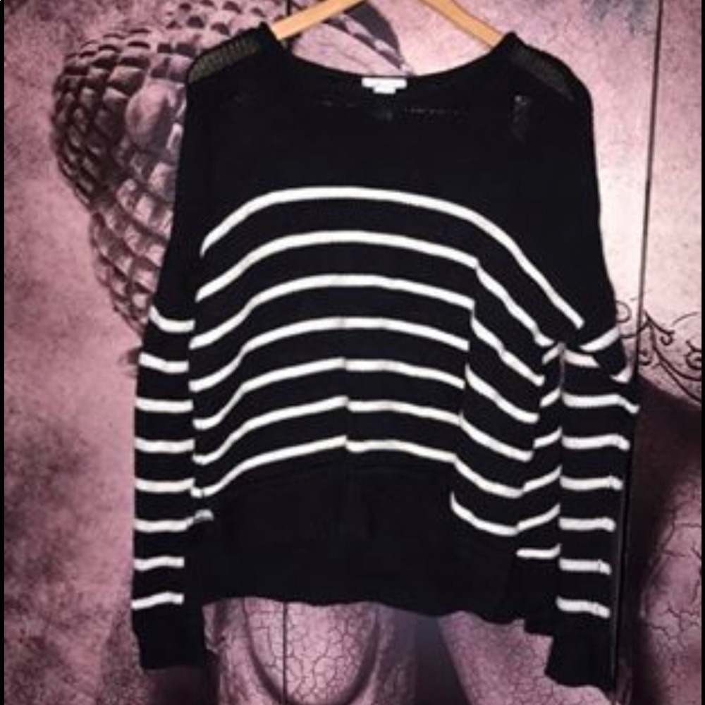 Knit sweater